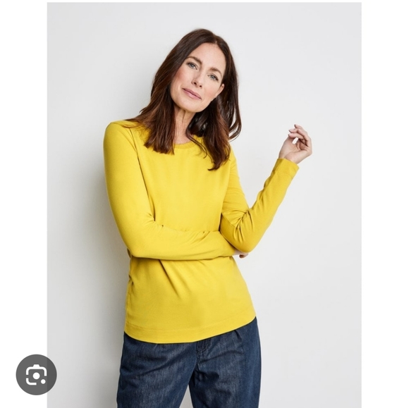 100% Silk Top - Picture 4 of 9